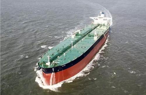 宁波海域30万吨超级油轮搁浅 近期已有两艘巨轮相继遇险